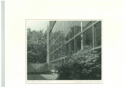 MIT Alumni Pool (exterior view)